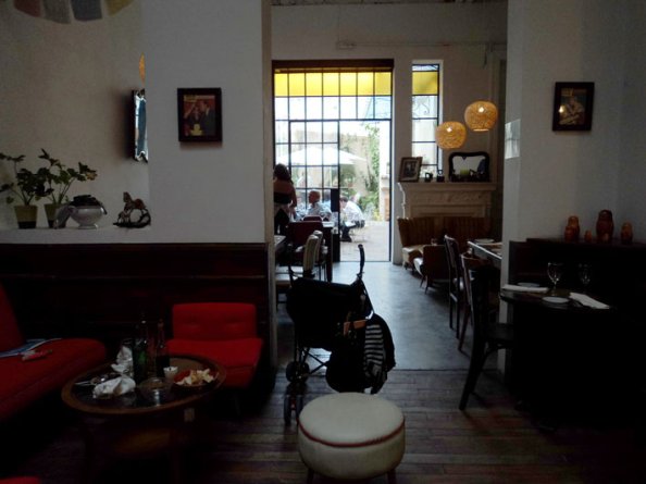Interior da Malvón Confiteria, Buenos Aires, Argentina - Foto: Amandina Morbeck.