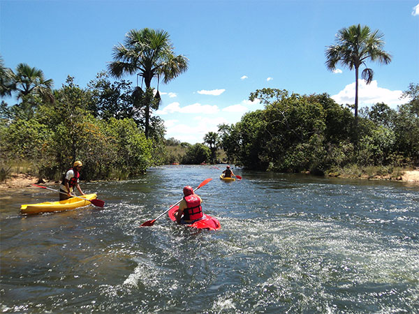 Fui bem até aqui, quando acabei virando o caiaque na hora de descer - Canoagem no Rio Novo, Jalapão - Foto: Mauro.