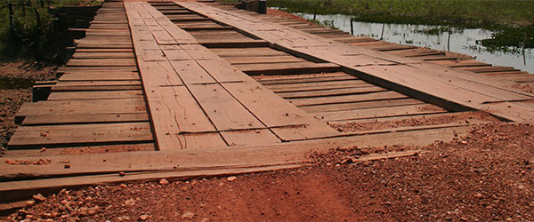 Ponte na Transpantaneira - Não existe apenas um Pantanal - www.viajandocomaman.com.br - Foto: Amandina Morbeck.