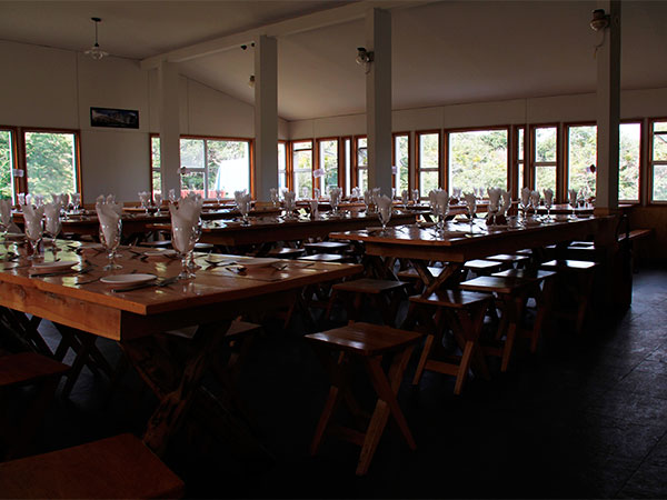 Restaurante do Torres Central - Torres del Paine, Chile - Foto: Amandina Morbeck.