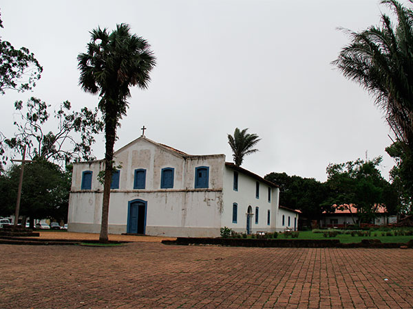Igreja na praça principal de Chapada dos Guimarães - Foto: Amandina Morbeck.