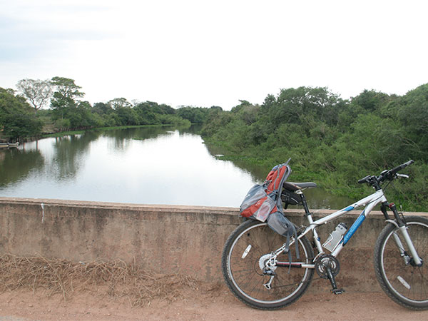 Rio Pixaim, km 65 - A Transpantaneira - www.viajandocomaman.com.br - Foto: Amandina Morbeck.
