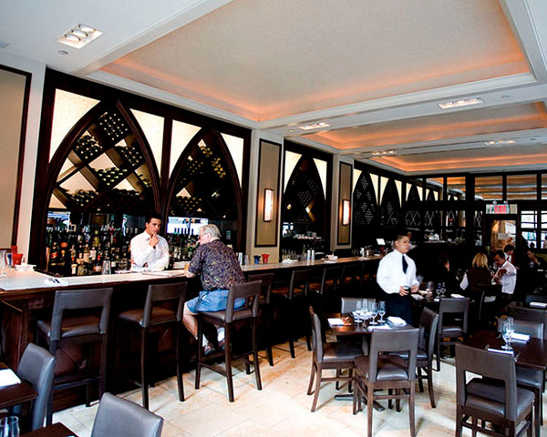 Interior do Restaurante Madison & Vine em Manhattan, New York - Foto: Divulgação.
