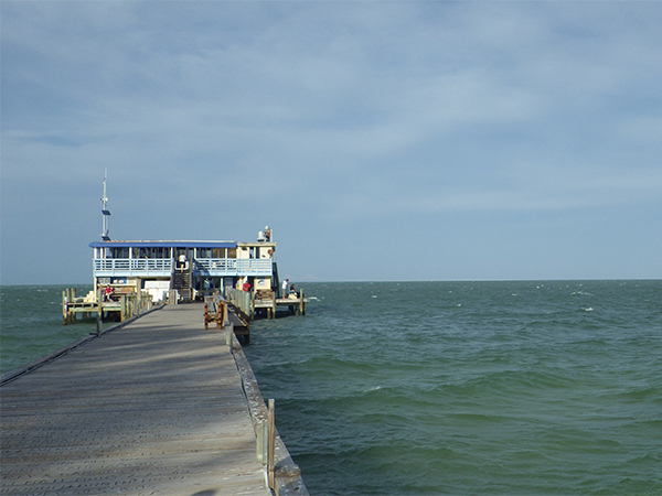 Daqui, se tem uma vista melhor do Rod & Reel - www.viajandocomaman.com.br - Foto: Amandina Morbeck.