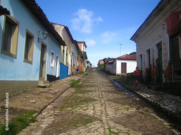 Ladeira a partir do cais pro centro da cidade de Alcântara, Maranhão - Foto: Amandina Morbeck.