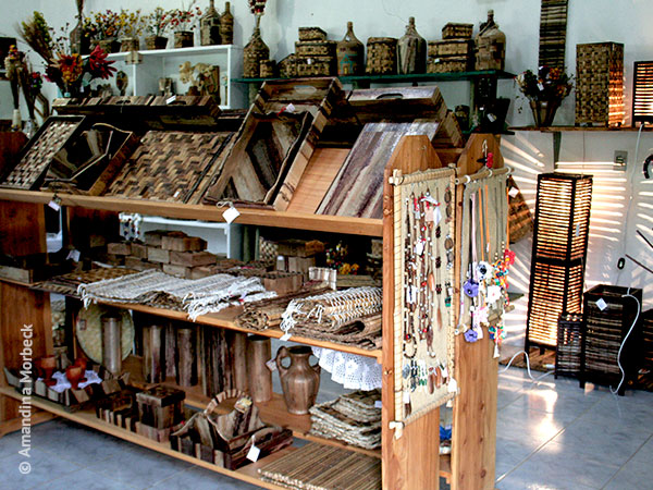 Loja com os produtos expostos no Arte no Quilombo - Foto: Amandina Morbeck.