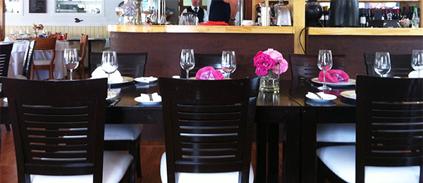 Interior do Angelica's Restaurant em Puerto Natales, Chile - Foto: Amandina Morbeck.