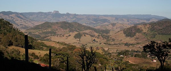 Paisagem em Gonçalves, a pérola da Mantiqueira no sul de Minas Gerais - Foto: Amandina Morbeck.