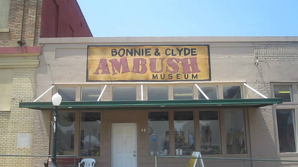 Southern Pacific - Bonnie and Clyde Ambush Museum em Gibsland, Louisiana. 