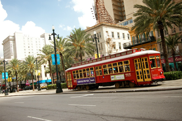 The Great River Road - Bonde na Canal Street em New Orleans - Foto: Reprodução/Marcin Wichary.