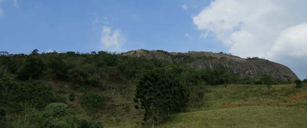 Pedra do Jair - Foto: Amandina Morbeck.