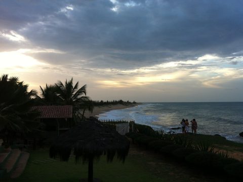 Praia de São José, em São Miguel do Gostoso, ao entardecer