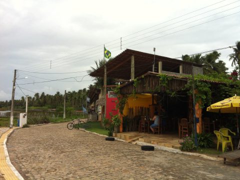 Bar do Tico na Praia do Cardeiro em São Miguel do Gostoso