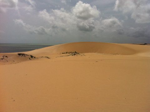 Dunas e mais dunas entre São Miguel do Gostoso e Galinhos