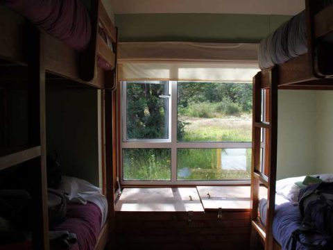 Quarto no Refúgio Torres CentralComeçando o Circuito W, Torres del Paine