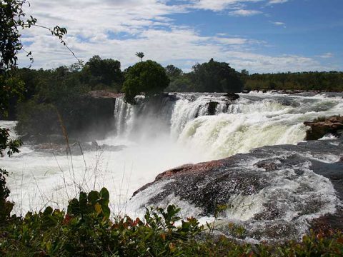 Cachoeira da Velha, formada pela água do Rio Novo