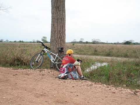 Pausa para lanchinho no segundo dia de pedal na Transpantaneira