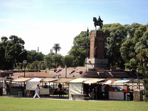 Feira na Recoleta