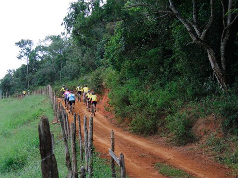 Bikers no Caminho dos Diamantes/Estrada Real