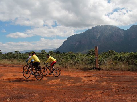 Deixando Morro da Água Quente para trás